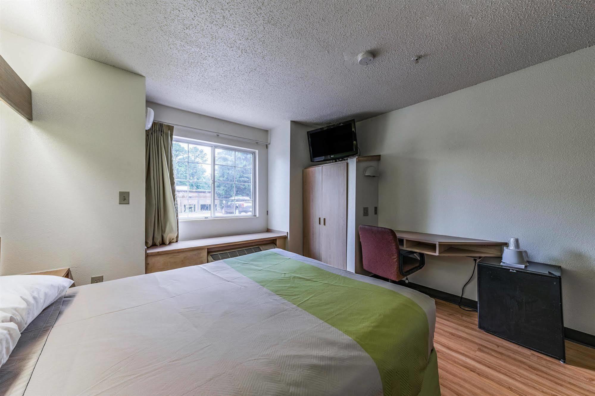 Motel 6-Charlotte, Nc - University Luaran gambar