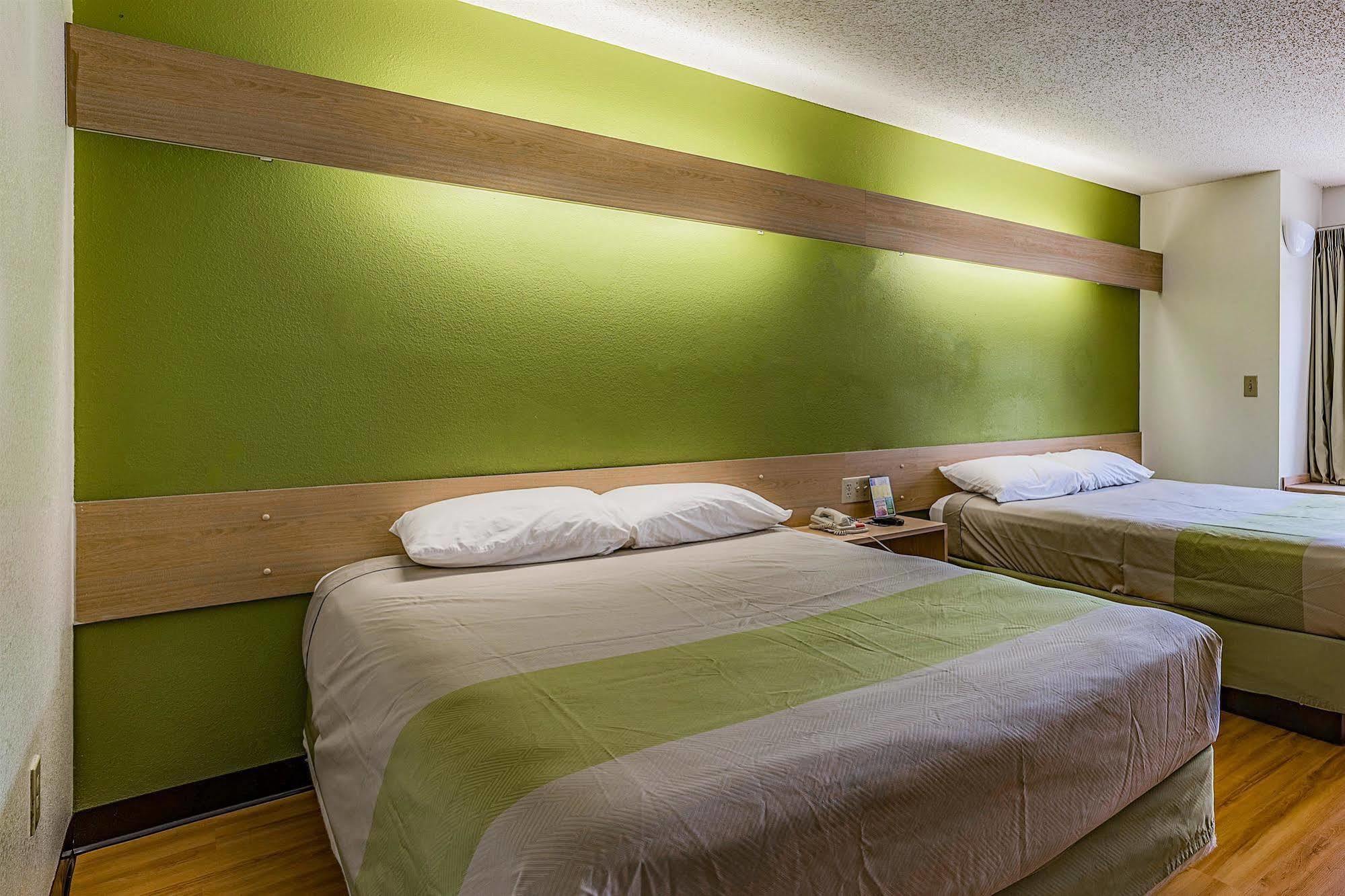 Motel 6-Charlotte, Nc - University Luaran gambar